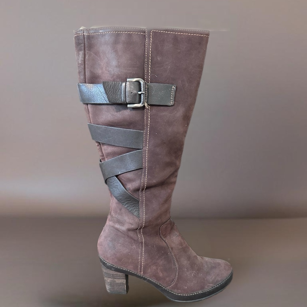 BearTrap Boots Size 7.5